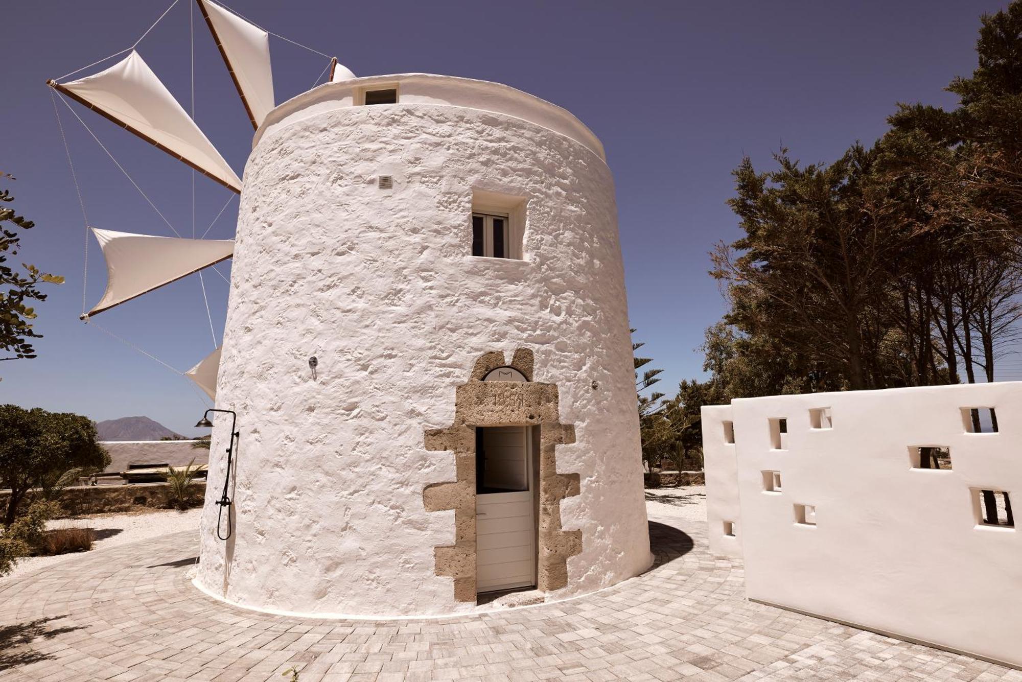Apartment Windmill Karamitsos Since 1859 *
